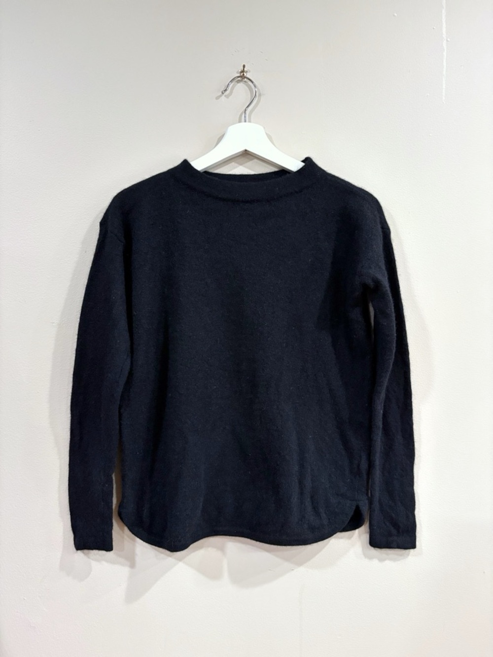 Saks Fifth Ave Cashmere Sweater Womens S Black Knit Minimalist Quiet Luxury
